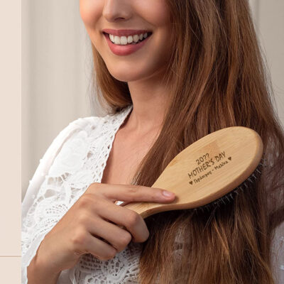 Βούρτσα Μαλλιών ξύλινη με χάραξη Μήνυμα, Όνομα