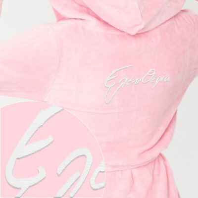 Προσωποποιημένο Μπουρνούζι με Κεντημένο Όνομα