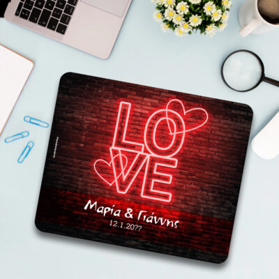 Love σε Mouse Pad με Ονόματα, Ημερομηνία